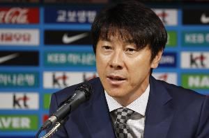 东体：足协方面是否做好请日韩主教练执教中国队的准备还存在疑问