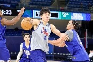 NBA官方账号晒瀚森集锦：你们见过多少如此灵活的大个 拭目以待