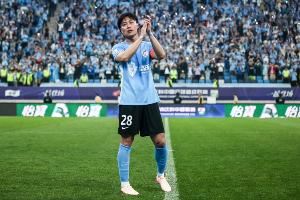 足球报：足协杯赛前，大连英博开出了300万赢球奖金